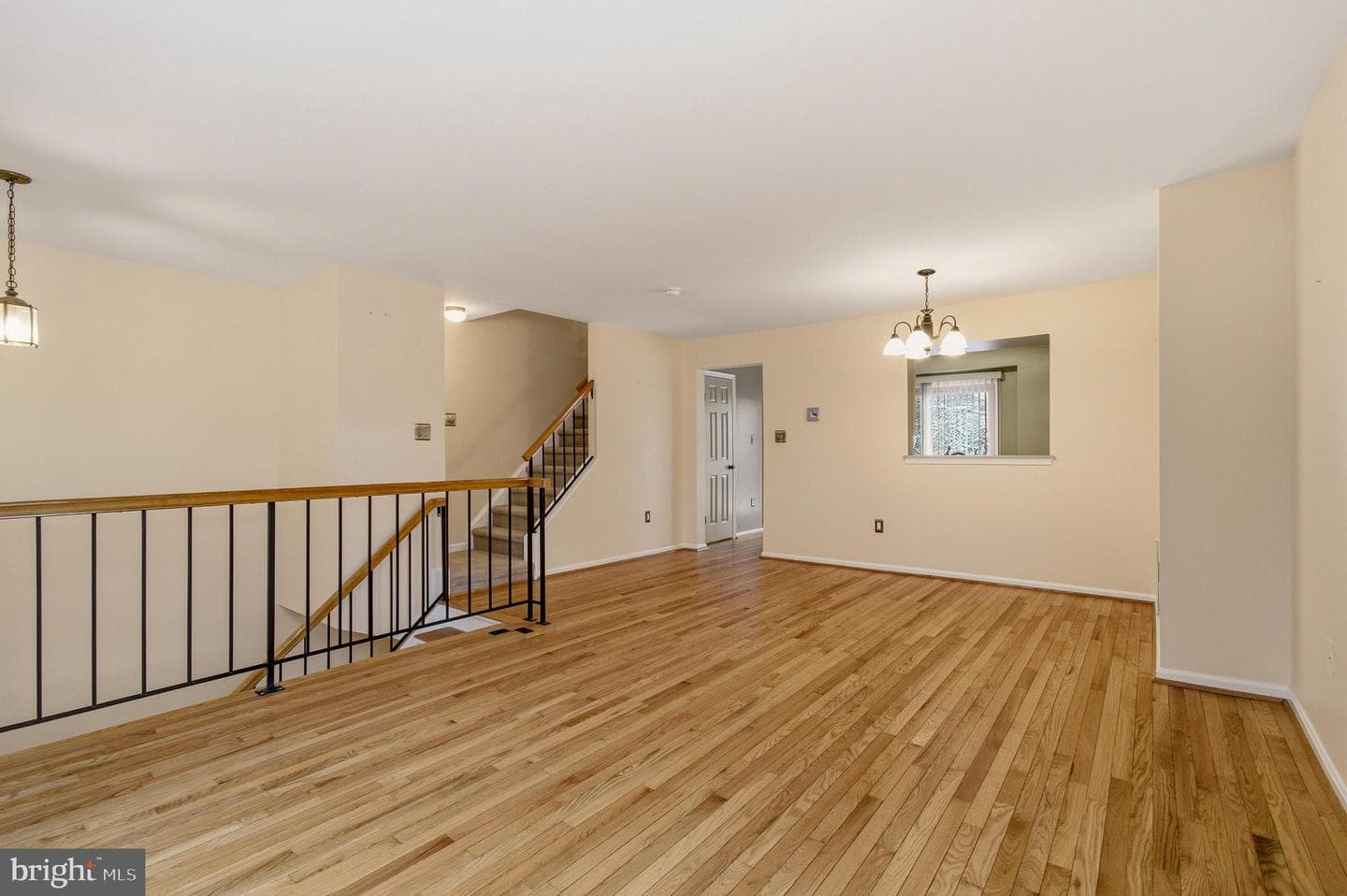 2036 Howard Chapel Turn photo 5