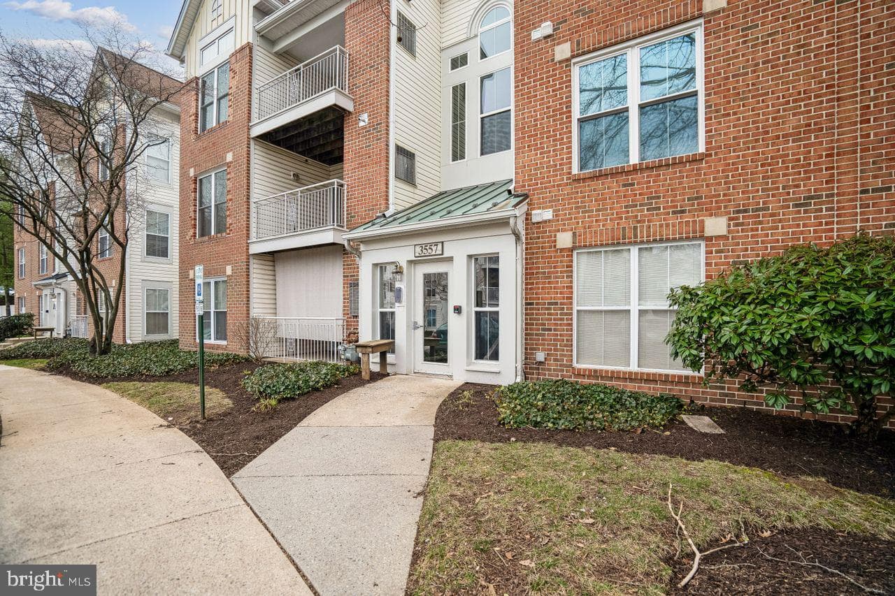 3557 Floating Leaf Lane #f101, Laurel