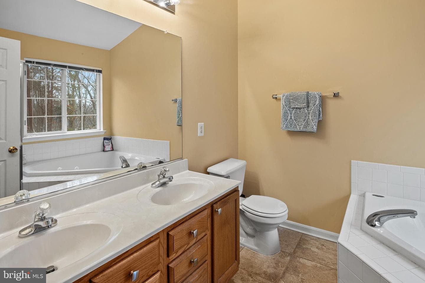 2720 Summers Ridge Drive photo 20