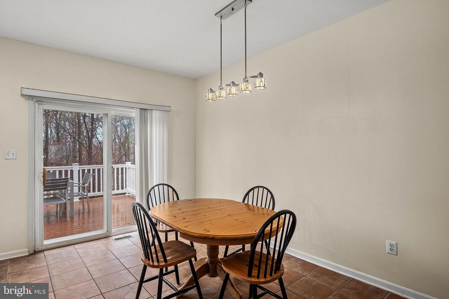 2720 Summers Ridge Drive photo 9