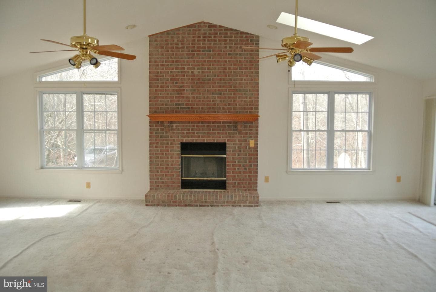 401 Amberly Ridge Lane photo 4