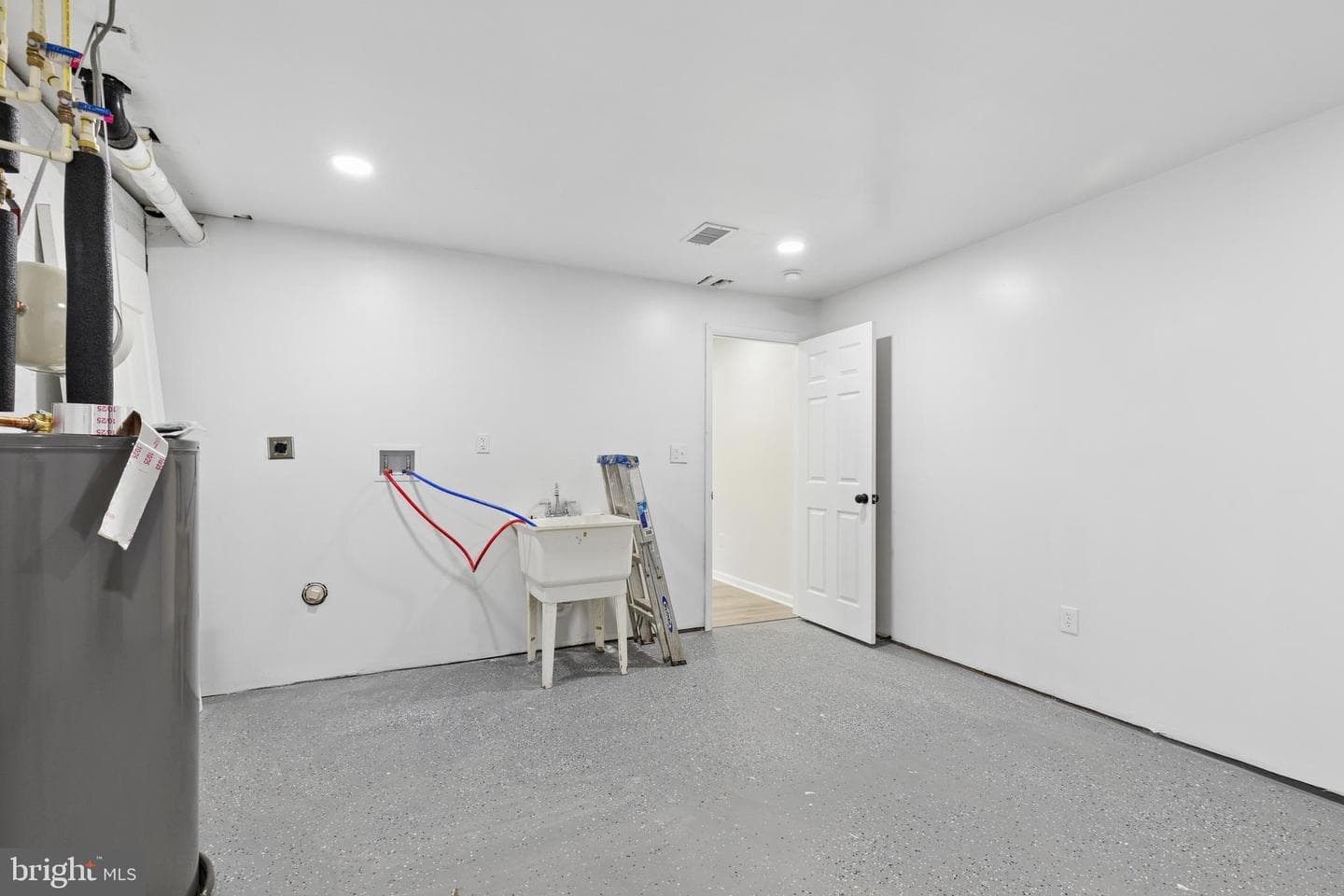 1041 Skyview Drive photo 53