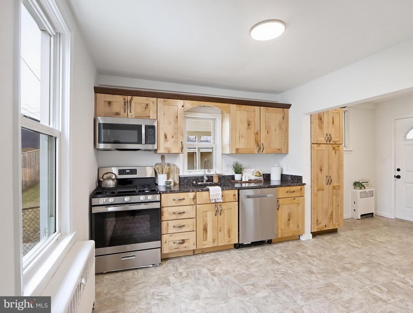 115 9th Avenue photo 13