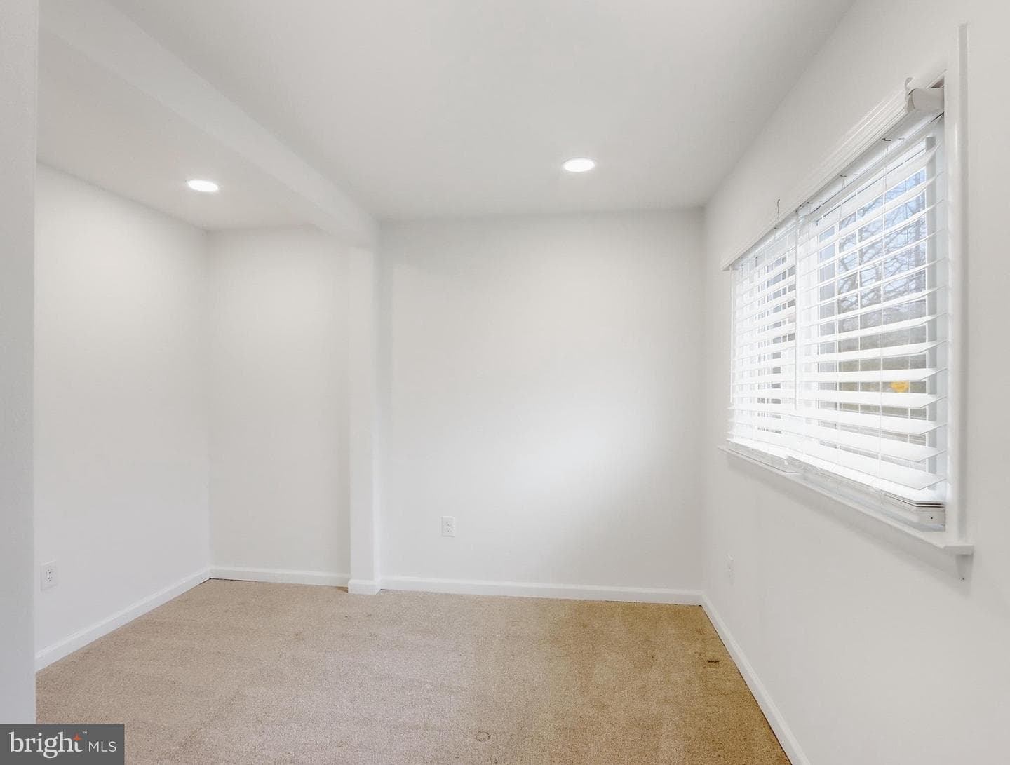 115 9th Avenue photo 21