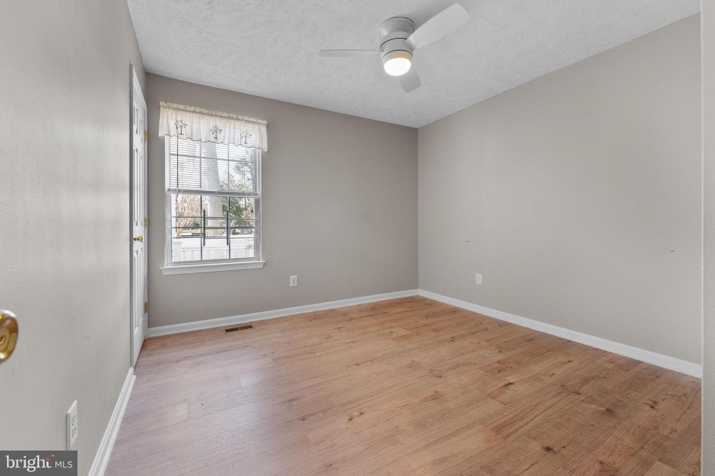 1215 Markham Lane photo 16