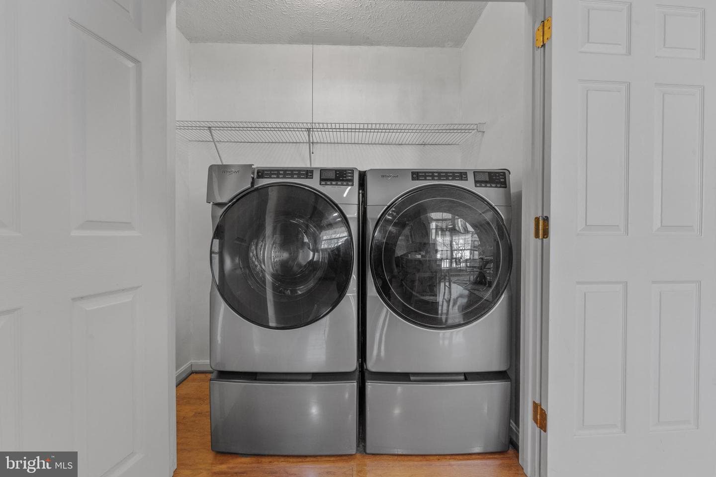 1215 Markham Lane photo 20