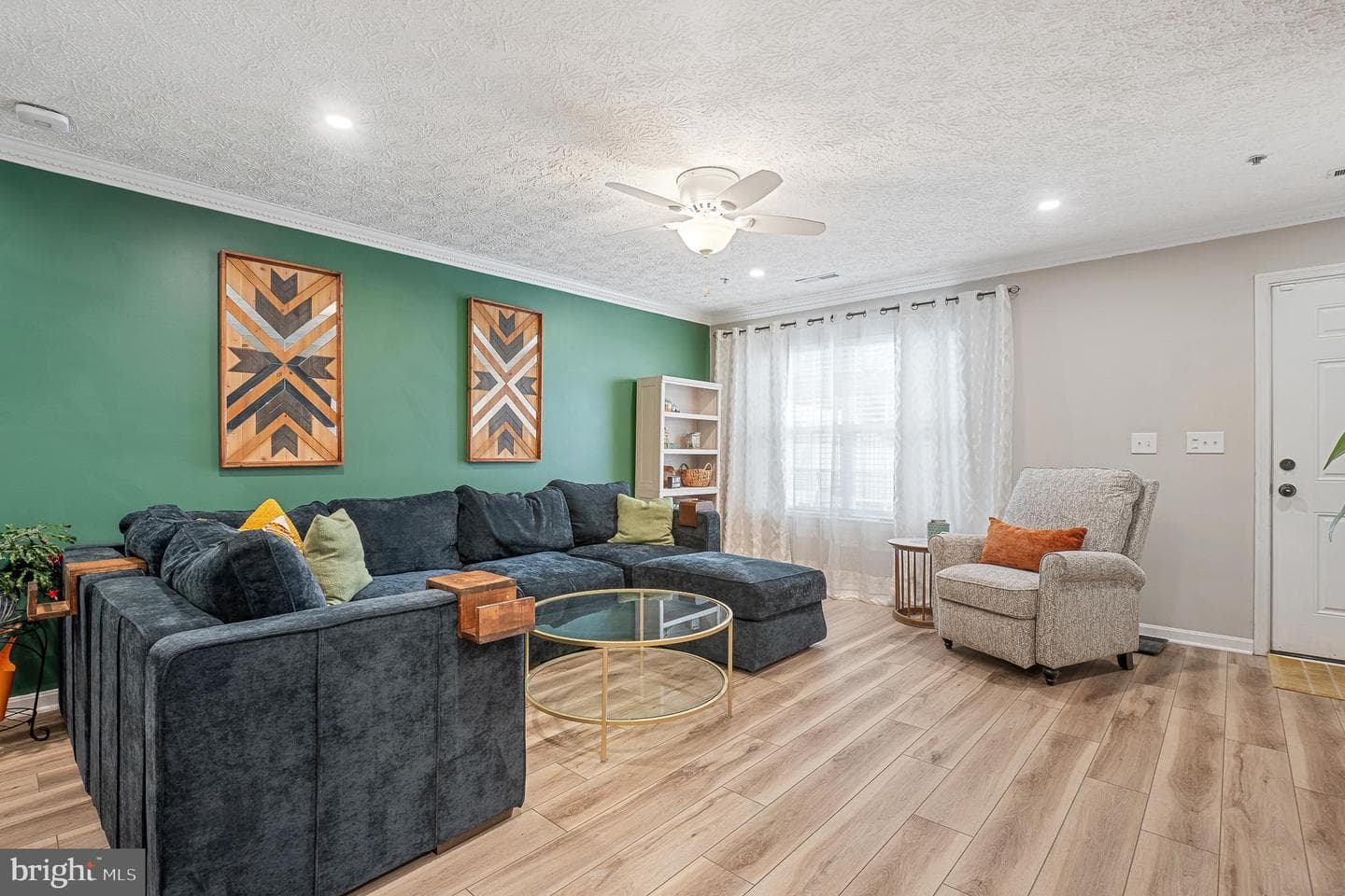10 Ironstone Court #d photo 5