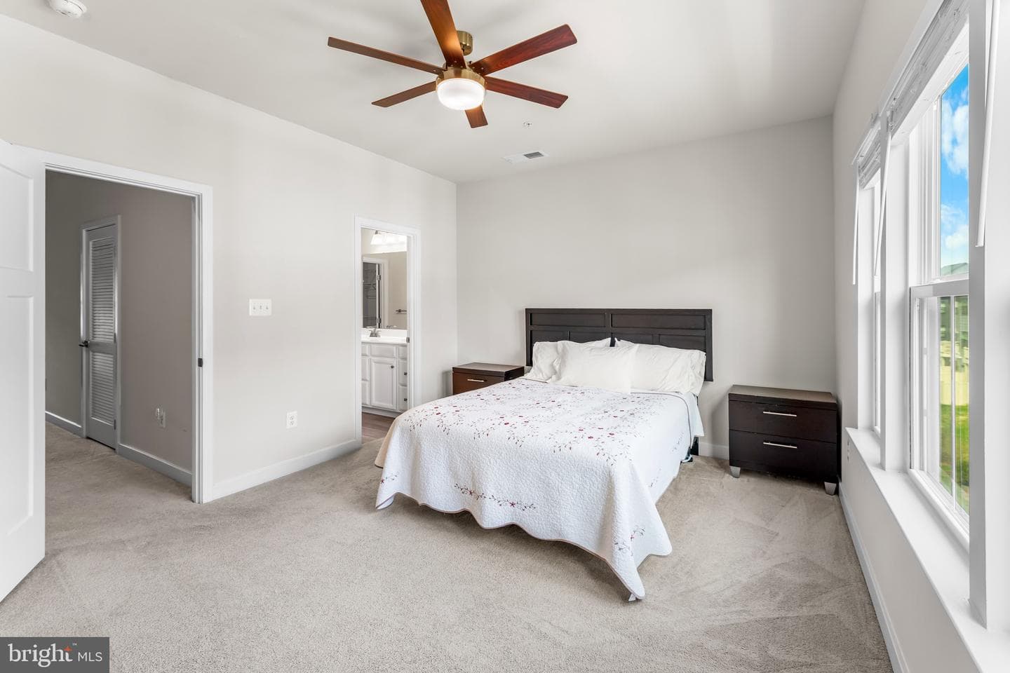 528 Levanna Lane photo 30