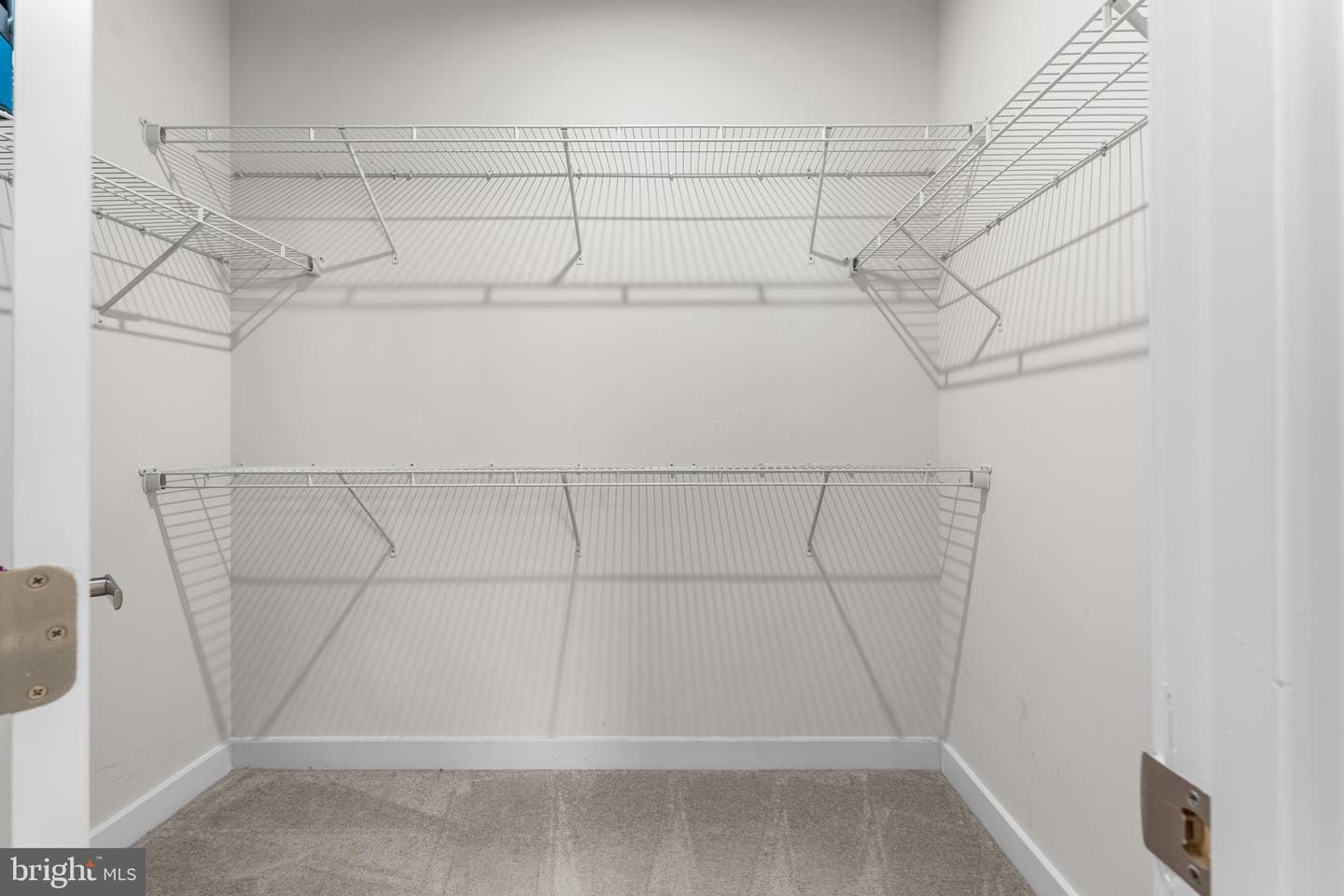 528 Levanna Lane photo 31
