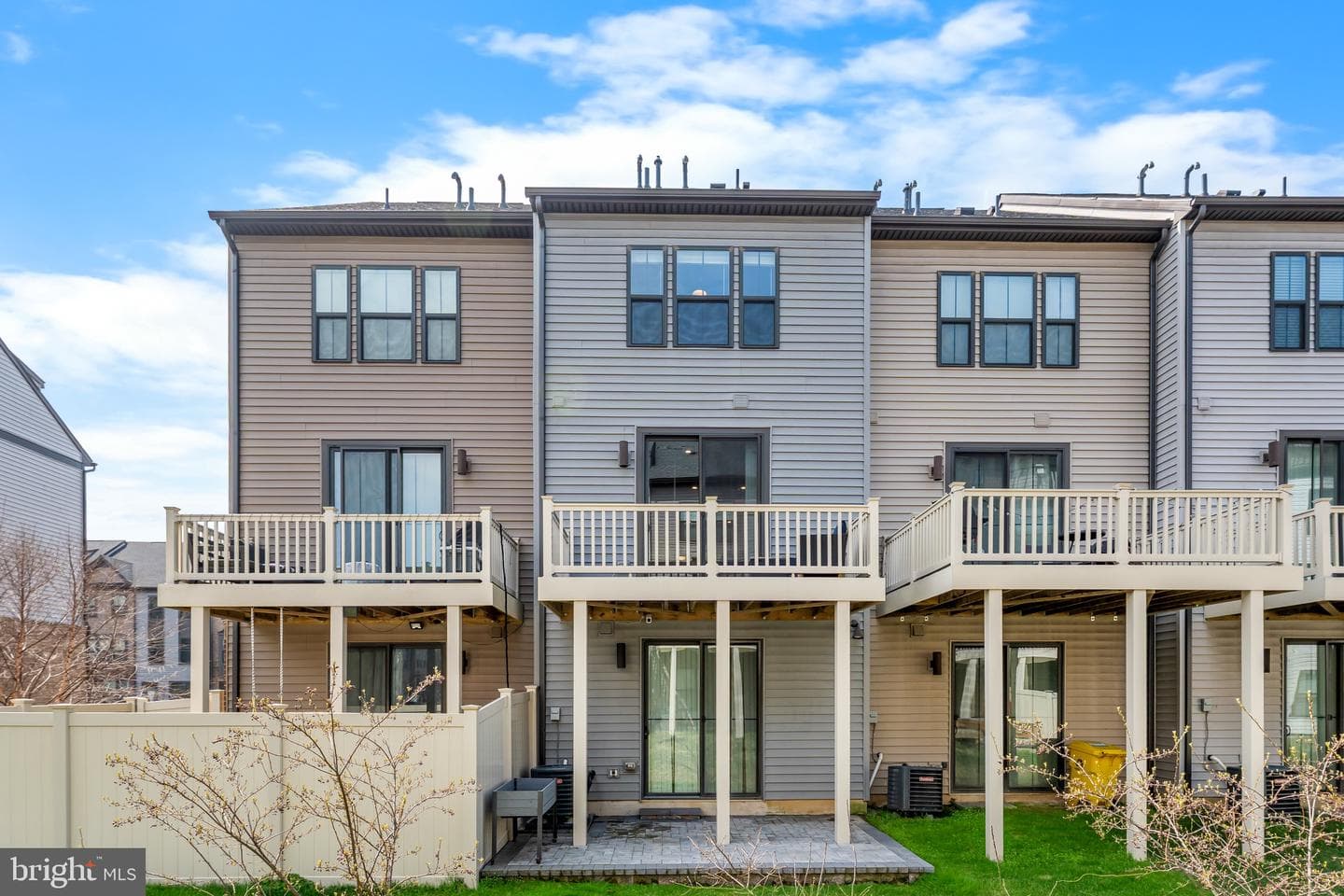 528 Levanna Lane photo 41