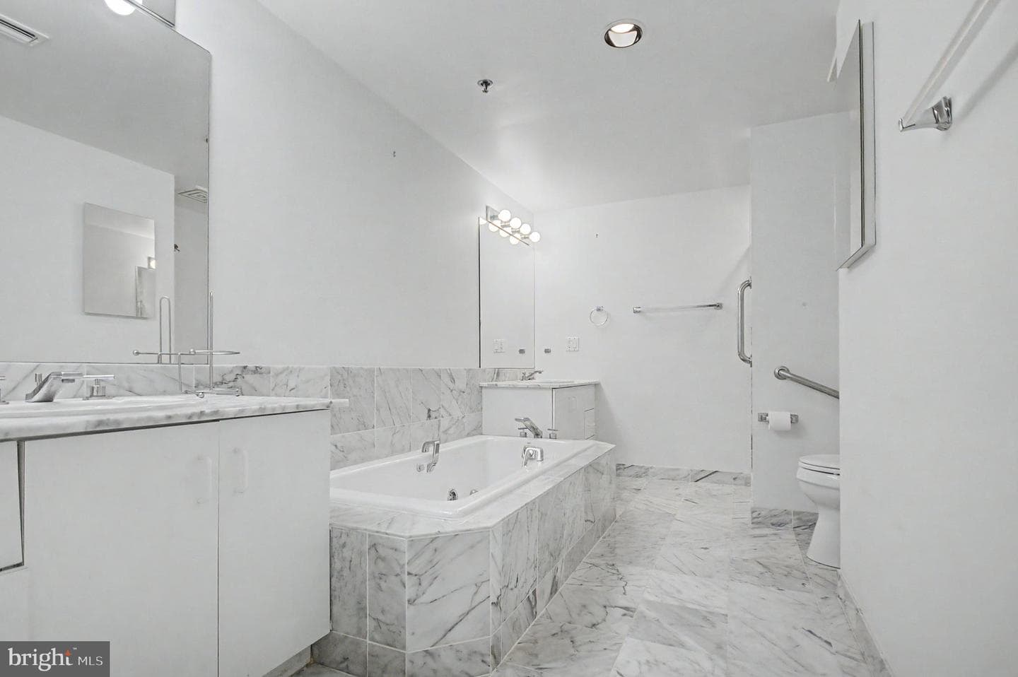930 Astern Way #304 photo 17