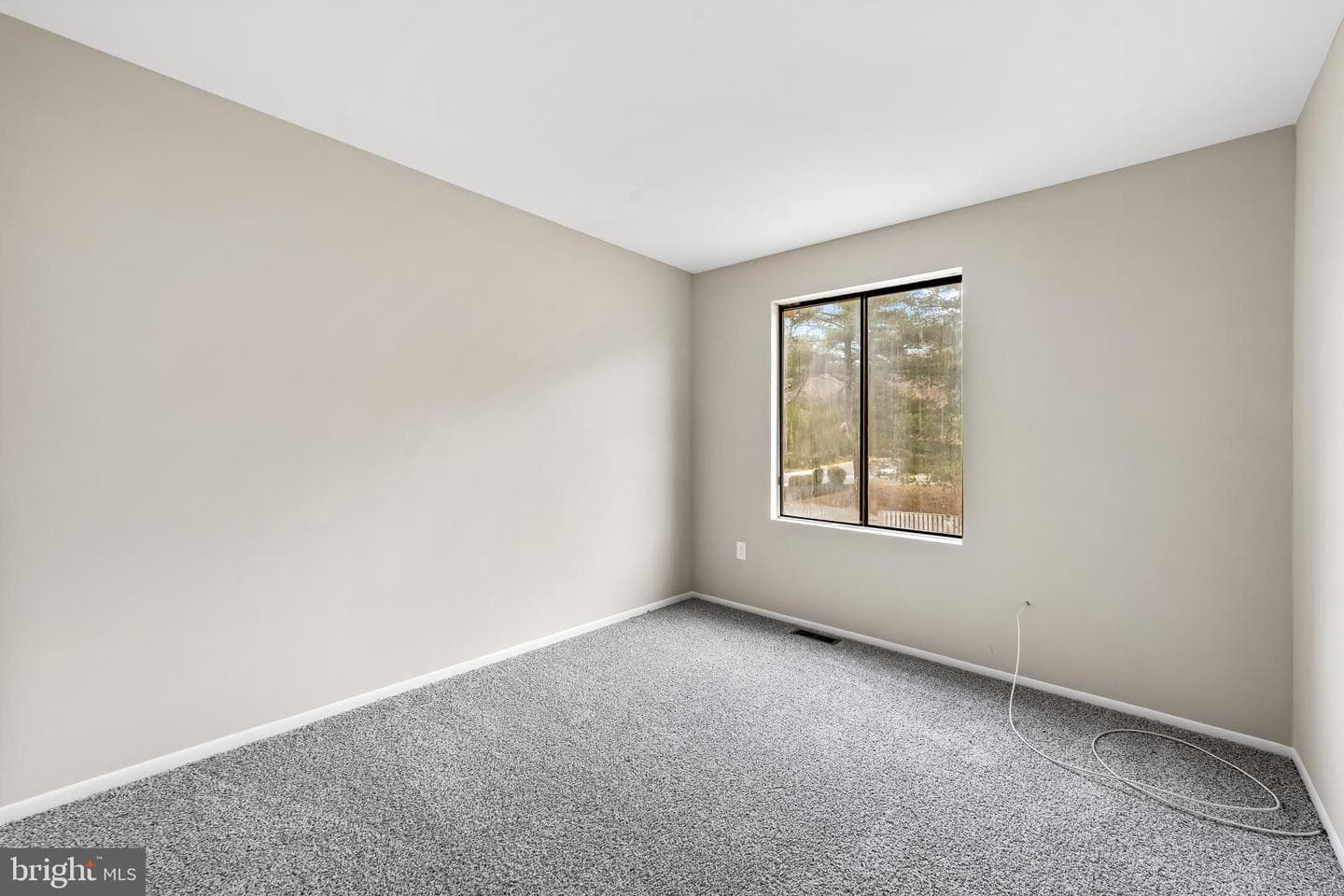 1359 Almond Drive photo 17