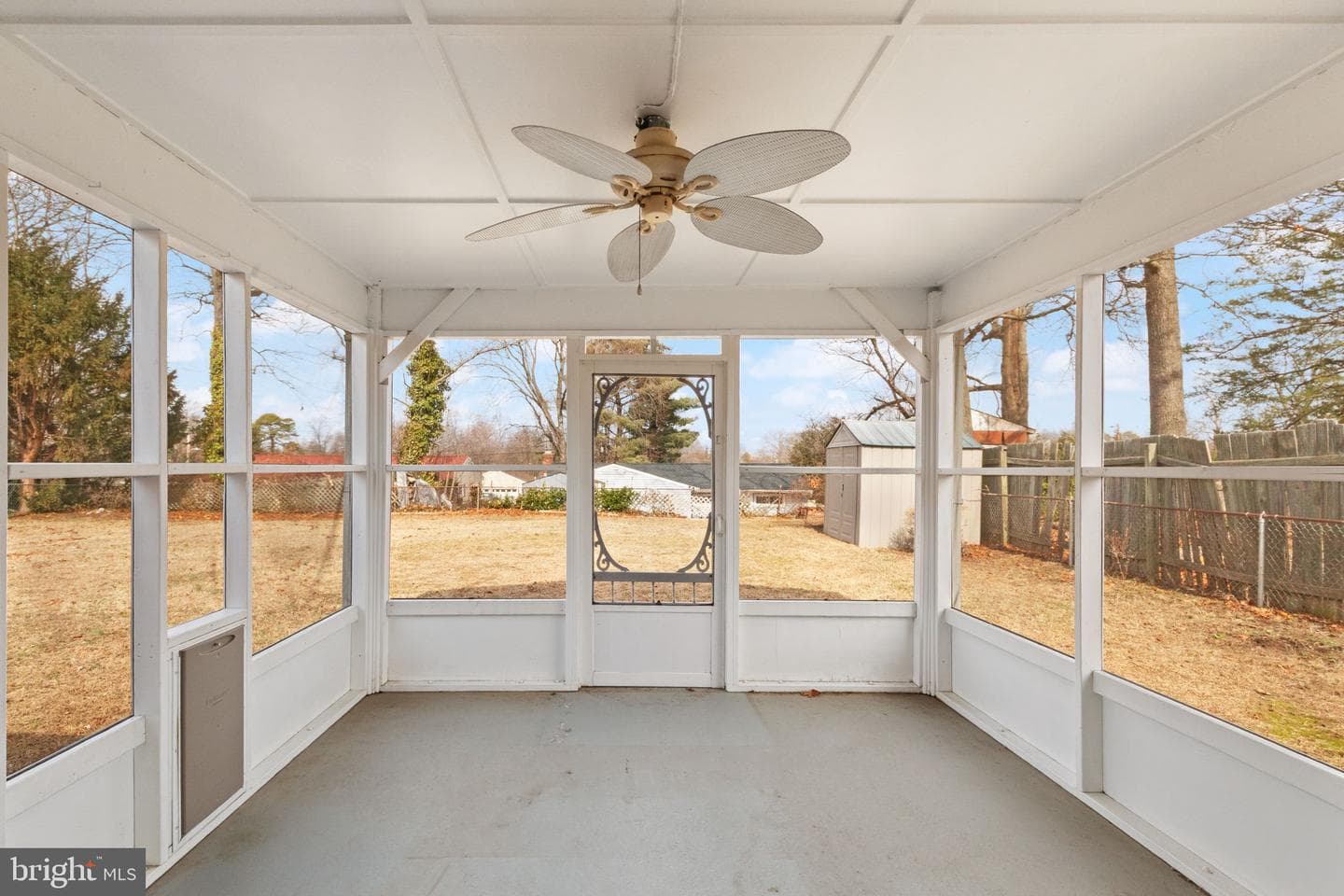 208 Gloucester Drive photo 23