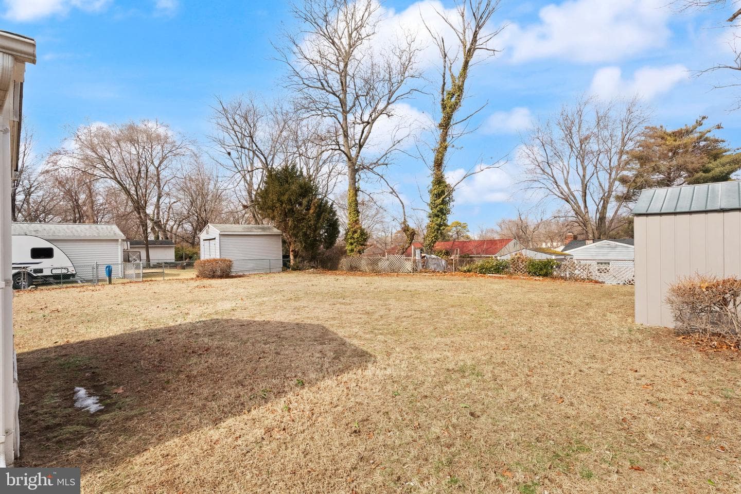 208 Gloucester Drive photo 24