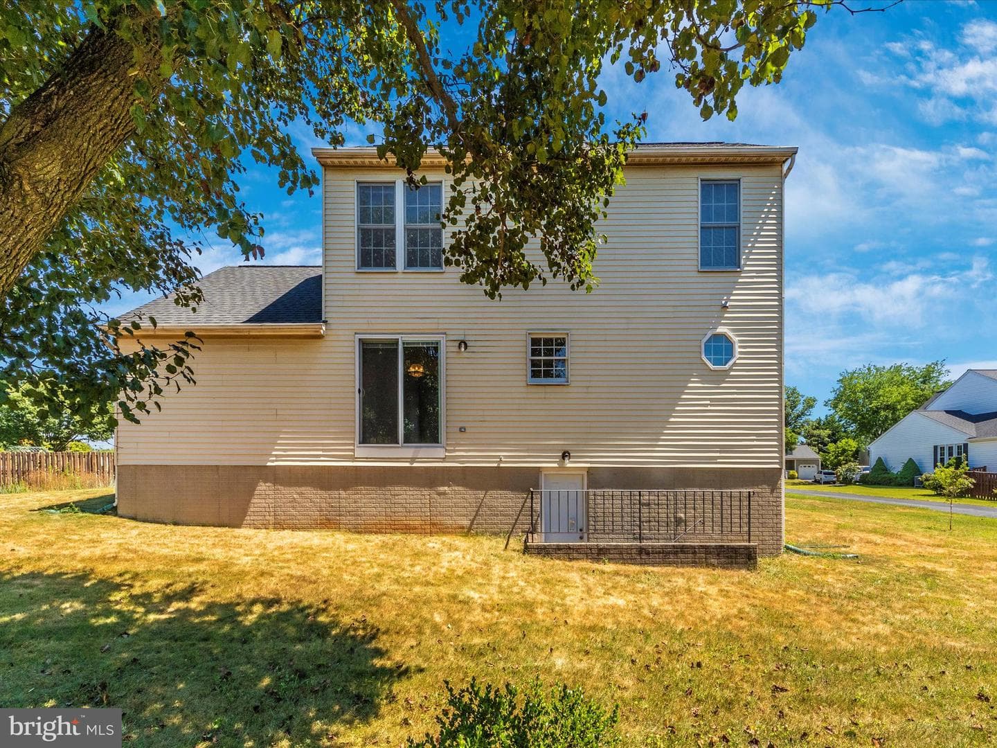 724 Sunnyfield Lane photo 3