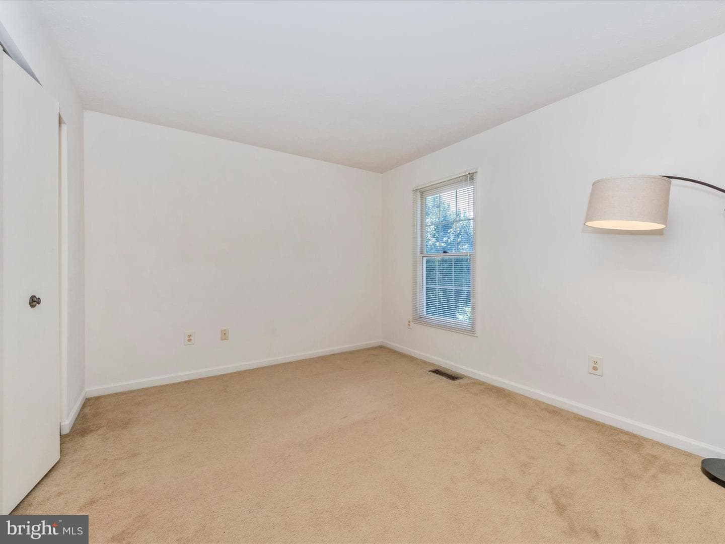 724 Sunnyfield Lane photo 34