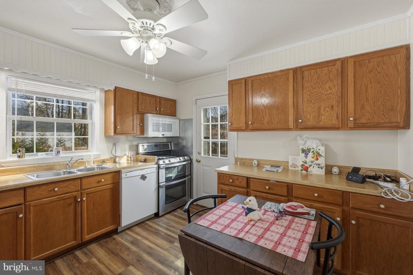 1003 Lee Road photo 3