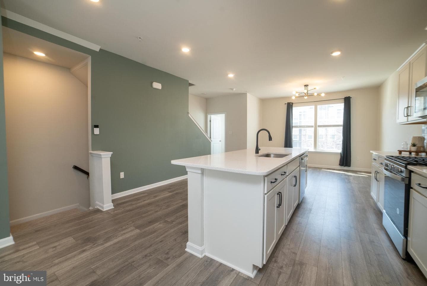 1823 Kellington Court photo 11