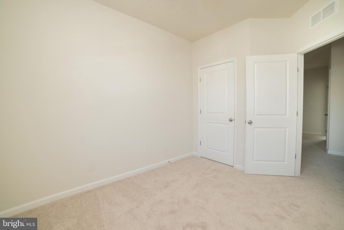 1823 Kellington Court photo 17