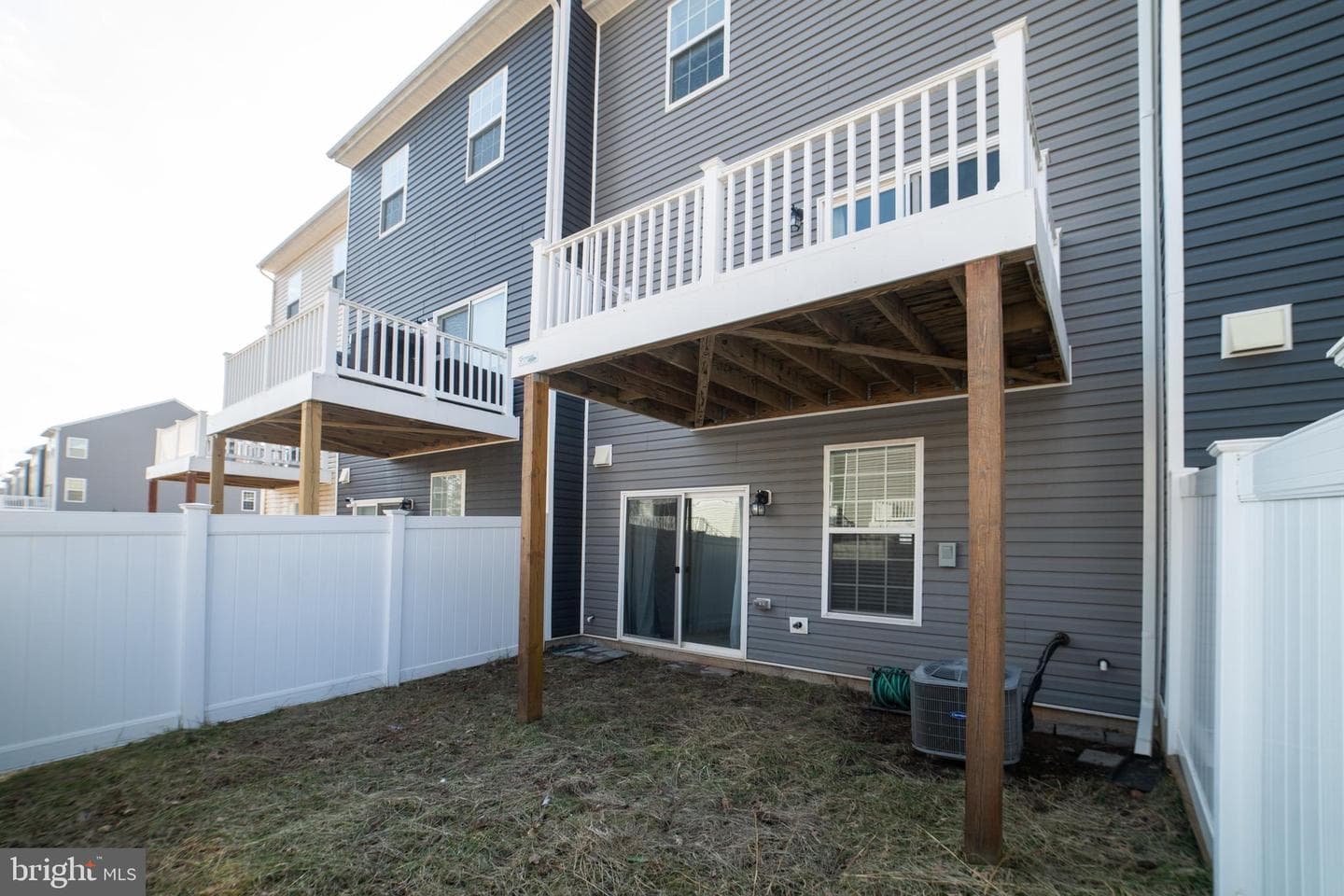 1823 Kellington Court photo 23