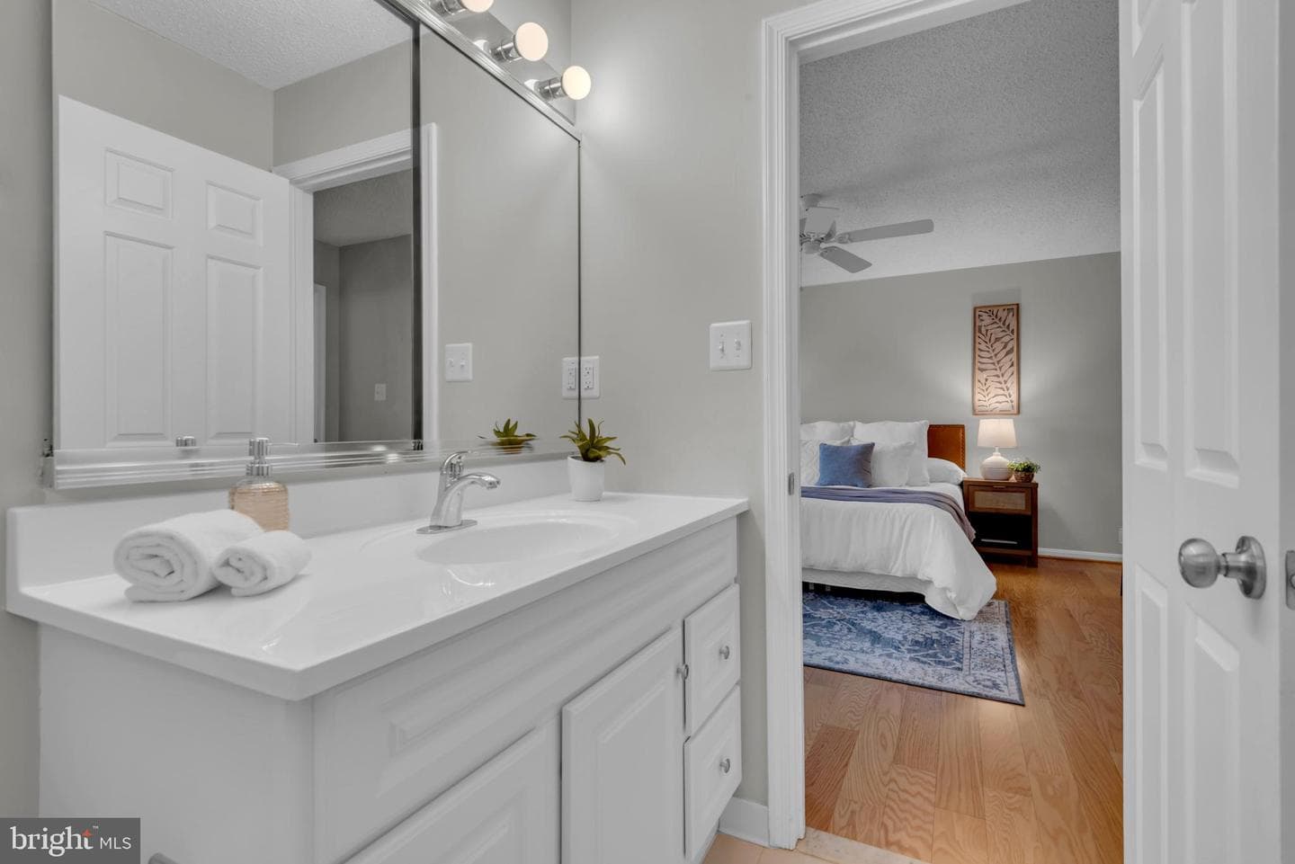 2568 Forest Knoll photo 49