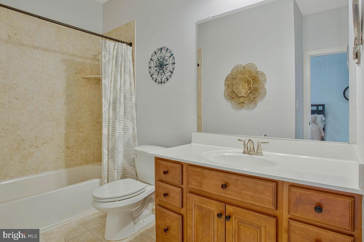 4240 Sweet Leaf Lane photo 41