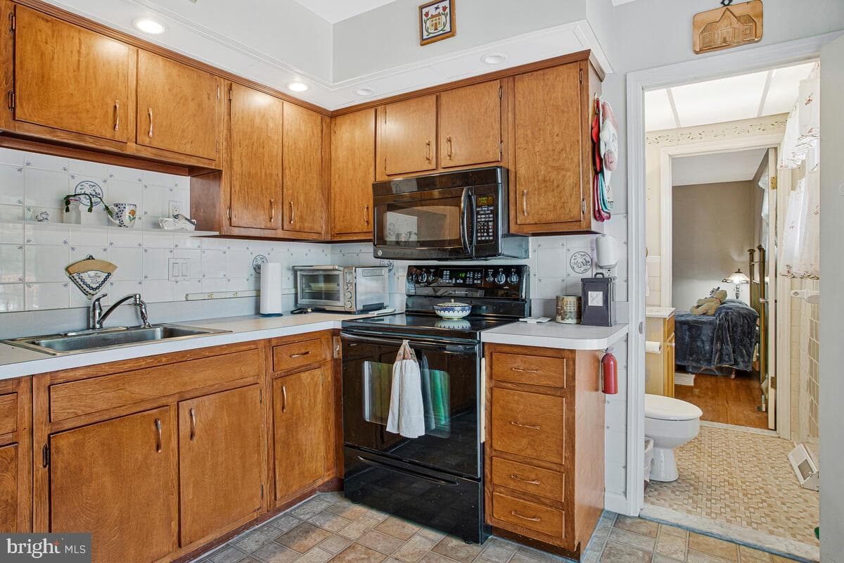 612 Fairmount Road photo 12