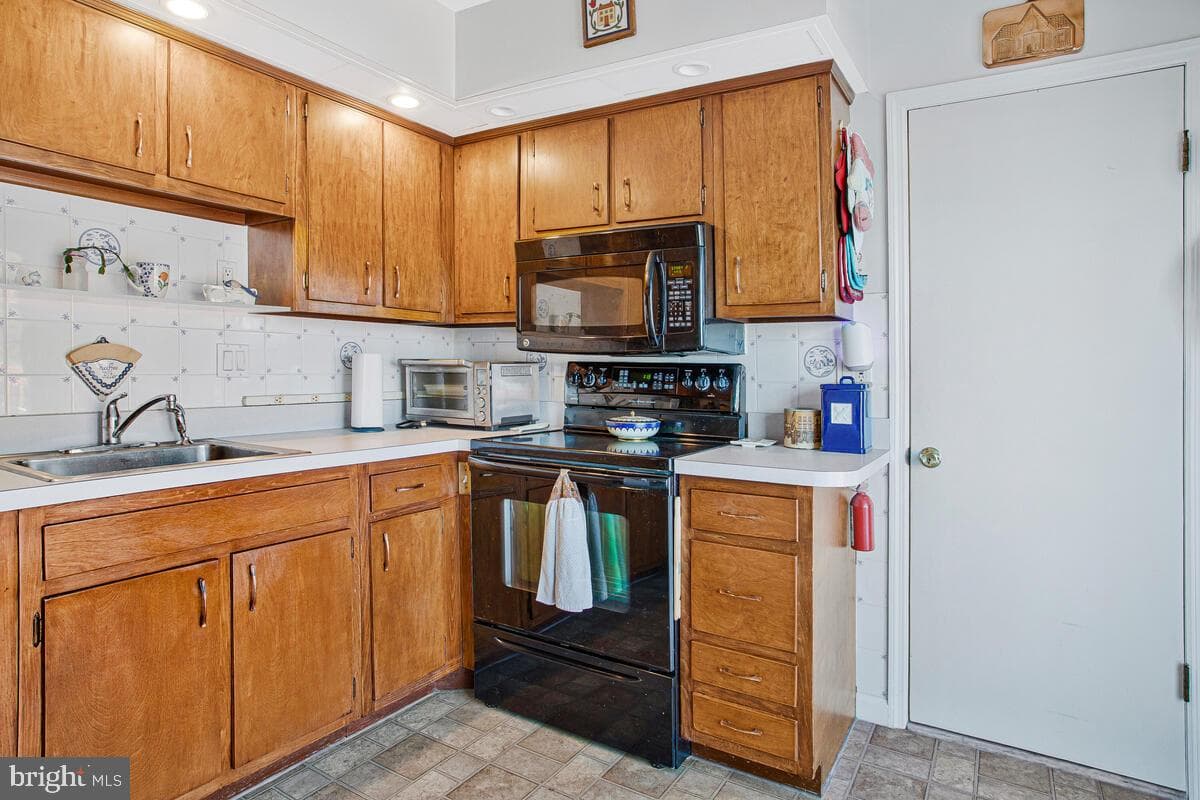 612 Fairmount Road photo 13
