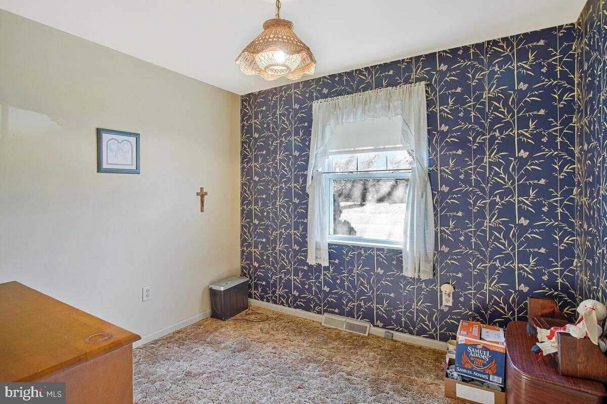 612 Fairmount Road photo 23