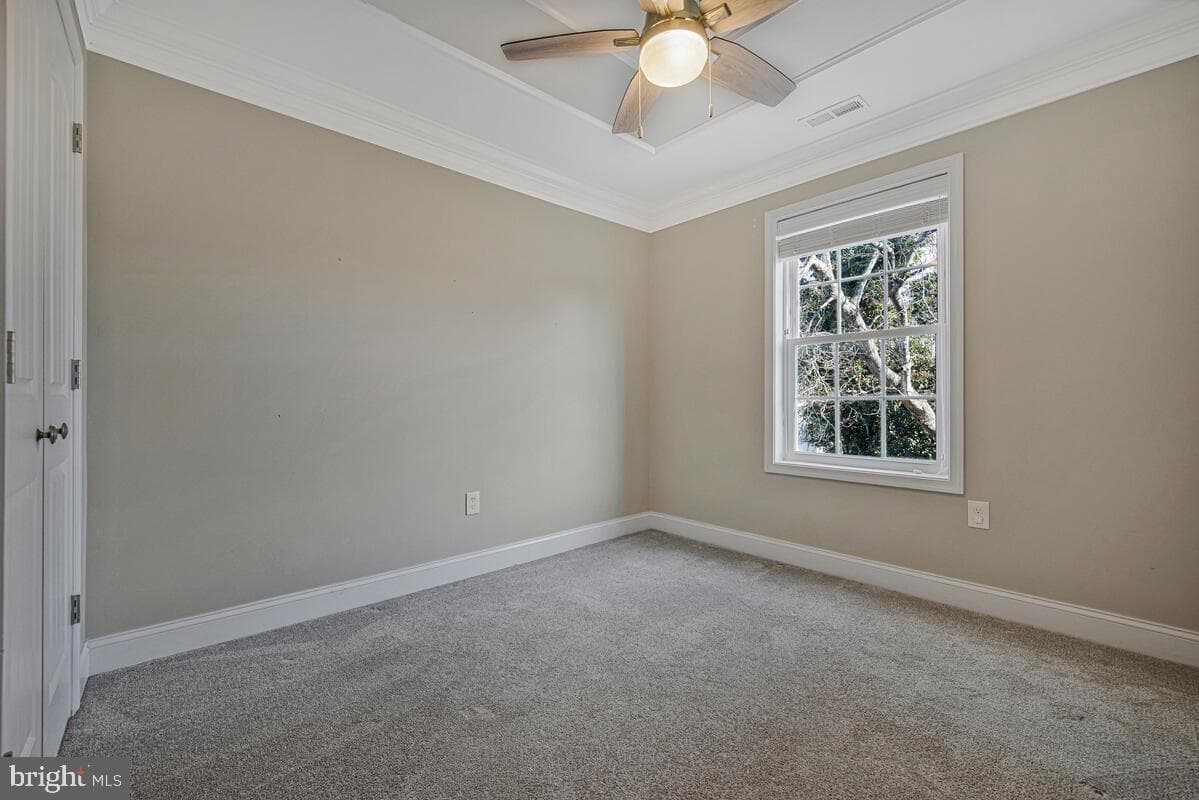 941 8th Street photo 26