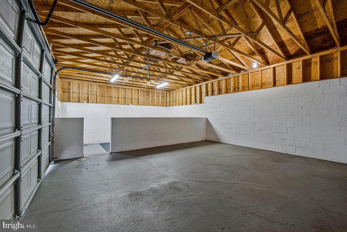 941 8th Street photo 33