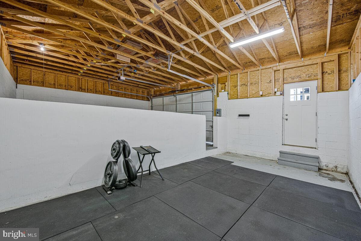 941 8th Street photo 34