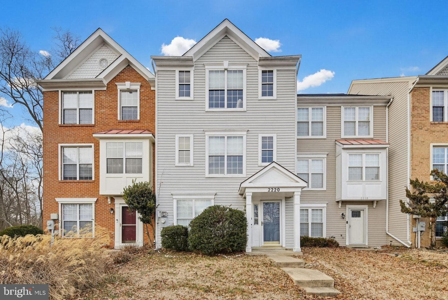 2220 Commissary Circle