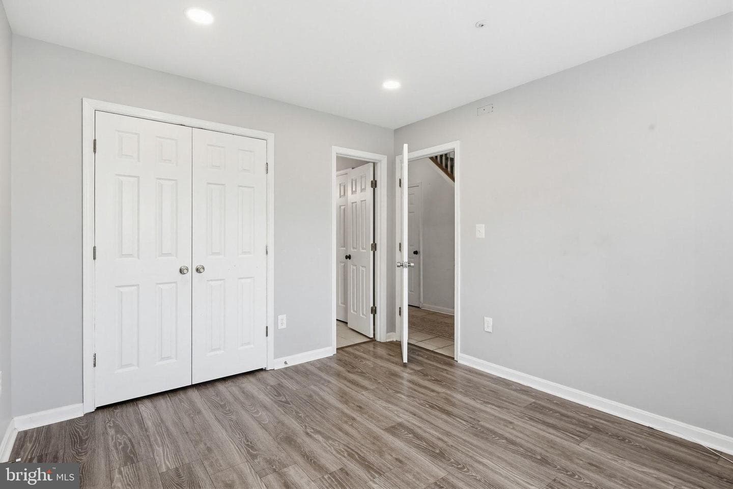 2220 Commissary Circle photo 4