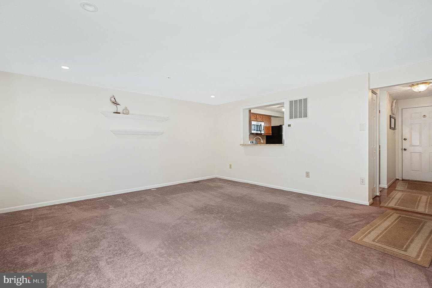 1221 Seminole Drive photo 10