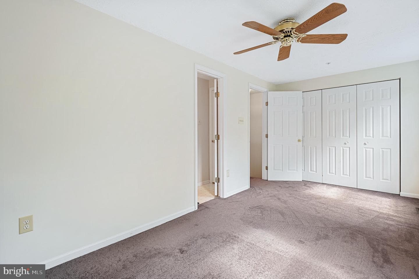 1221 Seminole Drive photo 23