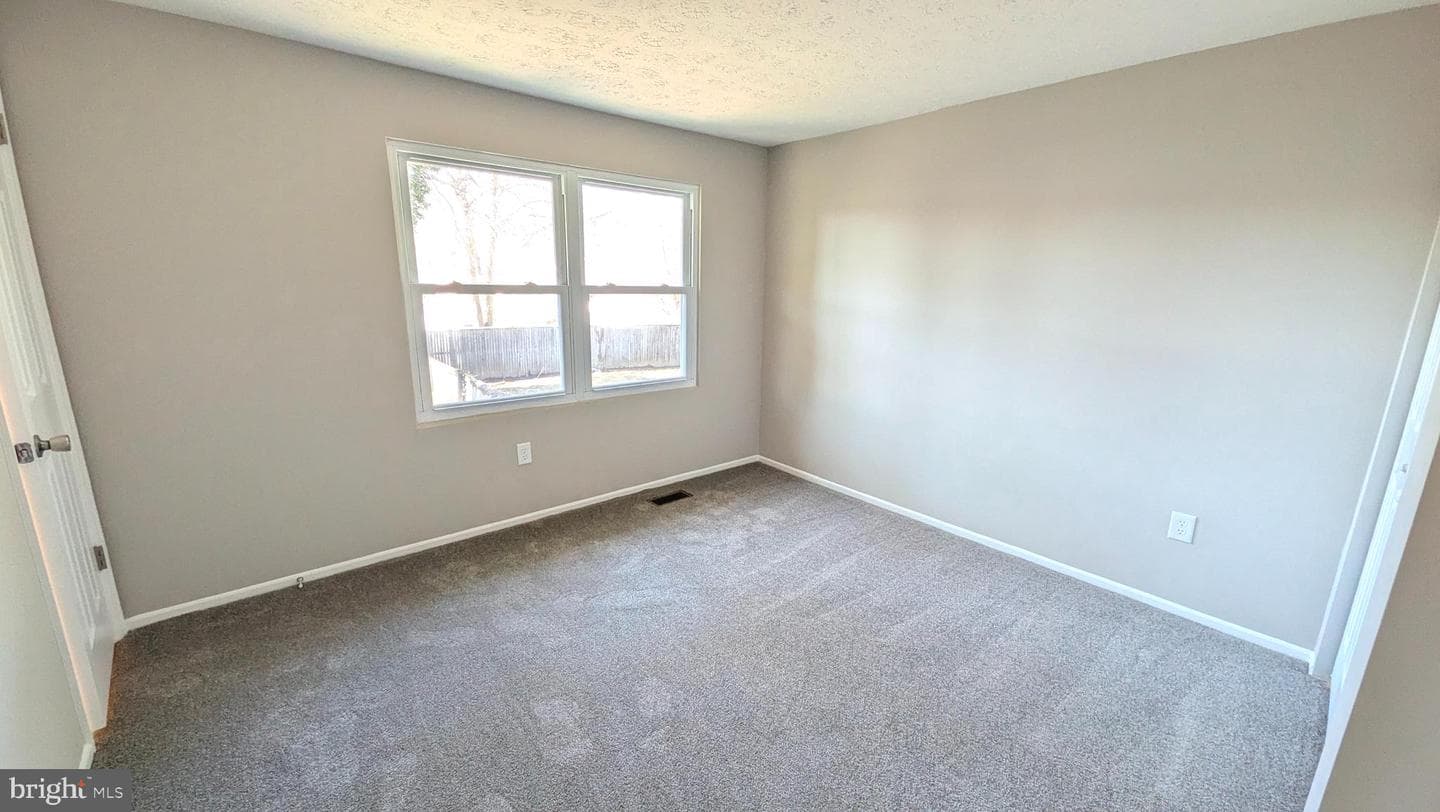 1590 Secretariat Drive photo 11