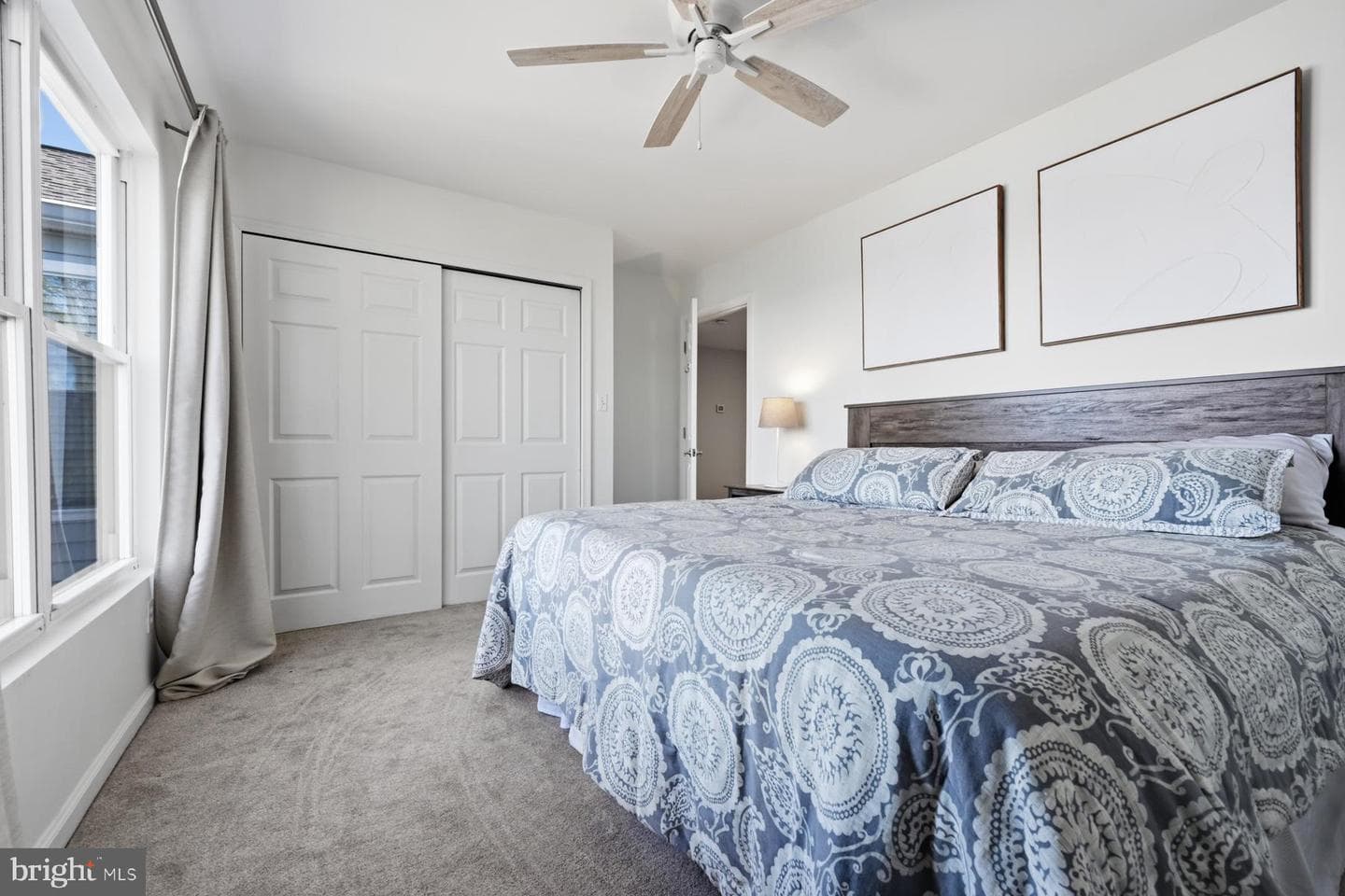 3476 S River Terrace photo 41