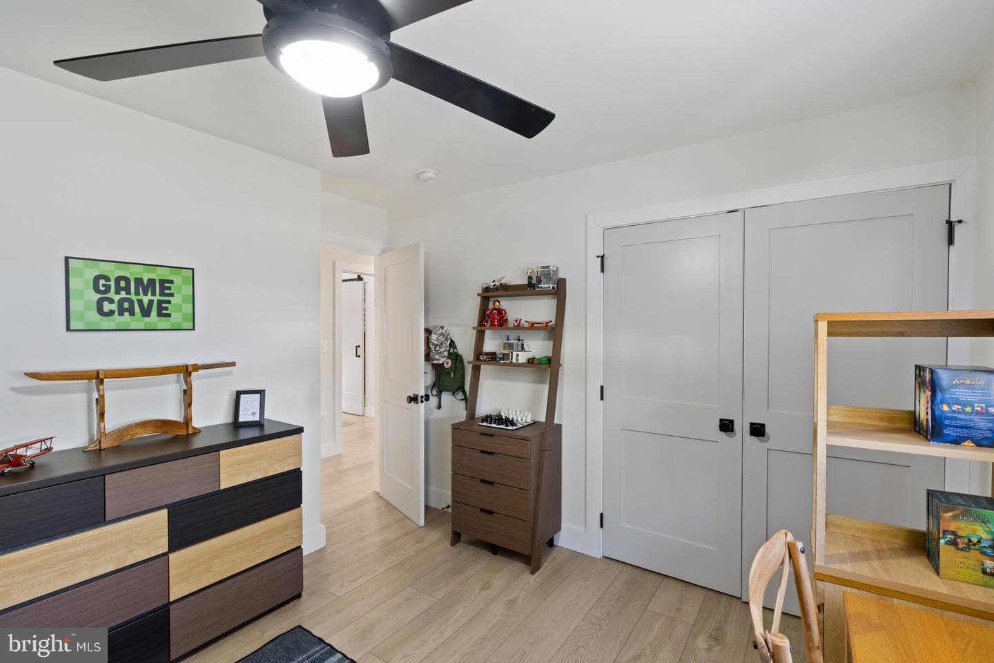 51 Hill Road photo 22