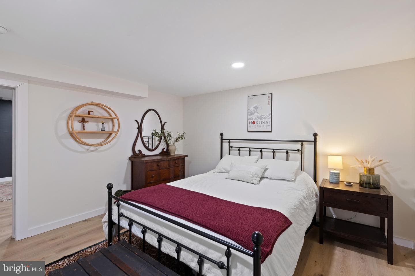 51 Hill Road photo 33