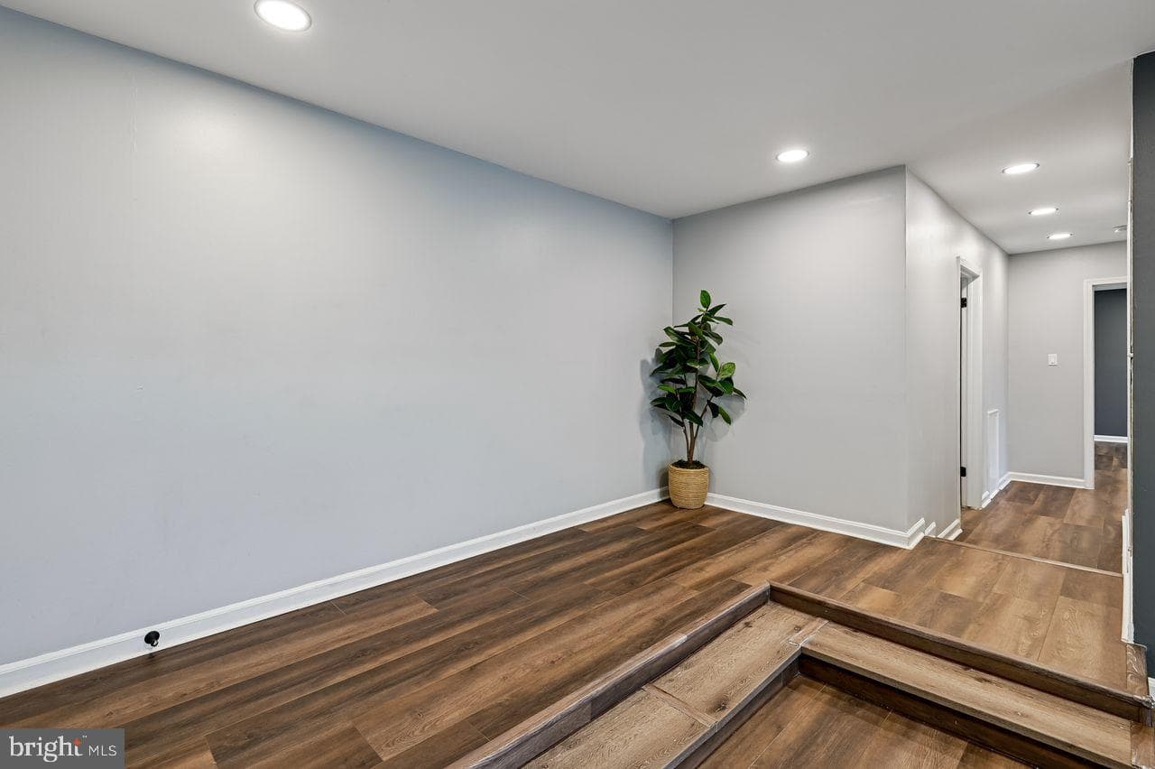 19 Silverwood Circle #11 photo 3