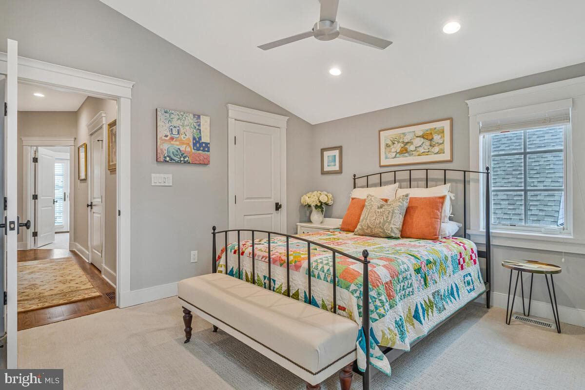 400 Chesapeake Avenue #2-101 photo 31