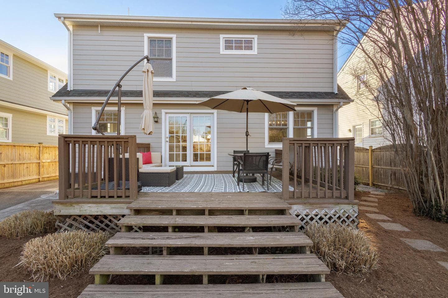 304 Locust Avenue photo 34