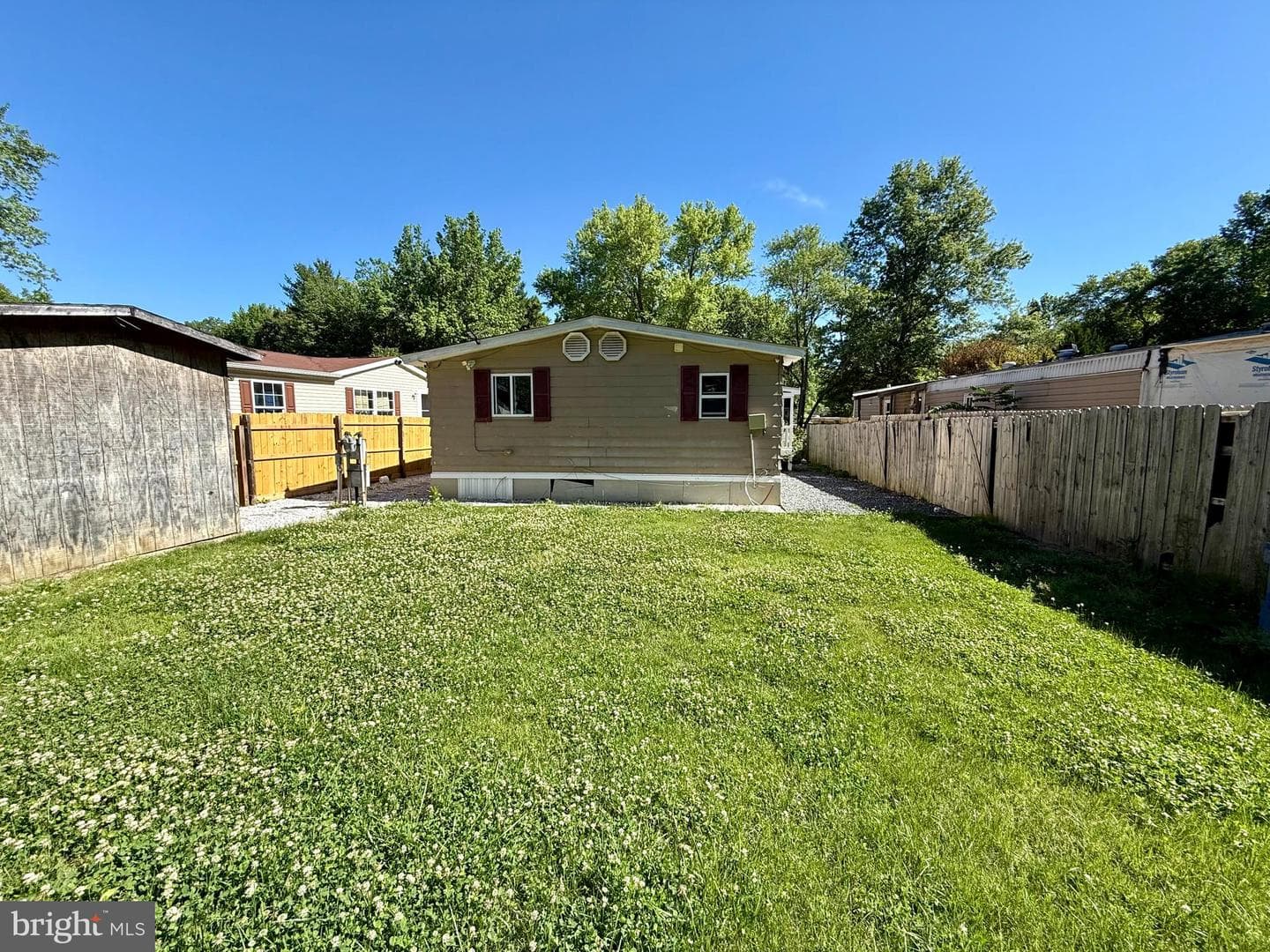 249 Jaguar Drive photo 21