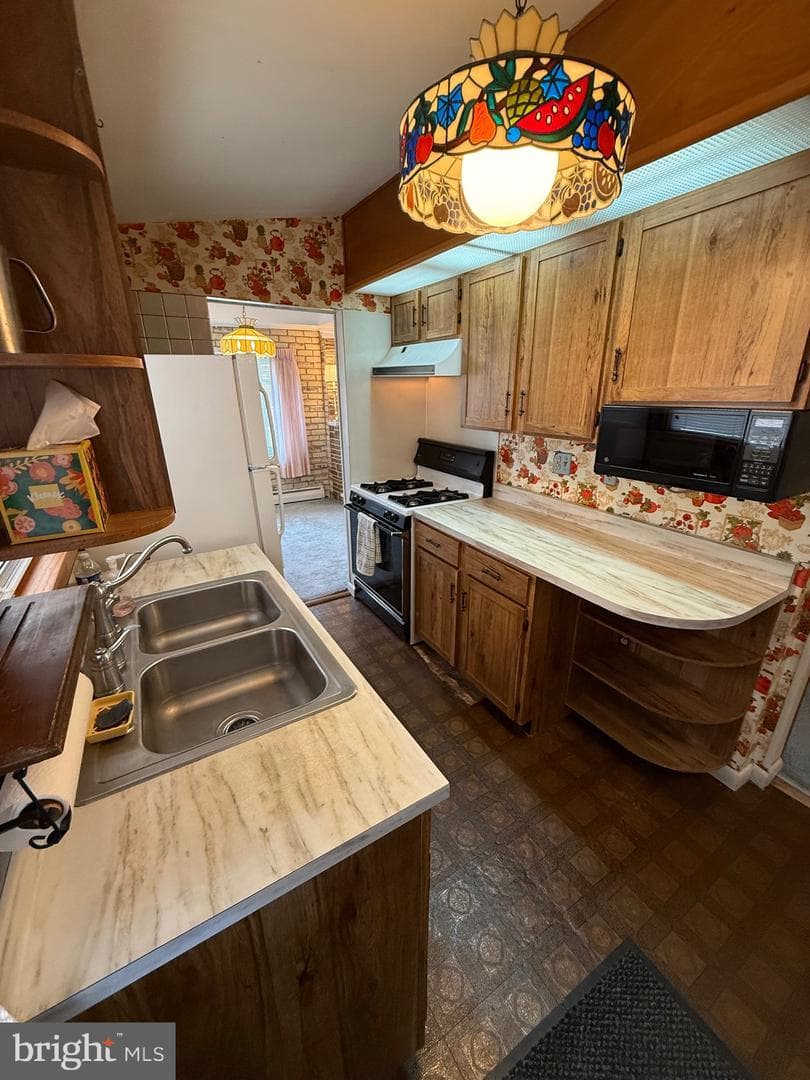 1208 Montgomery Drive photo 10