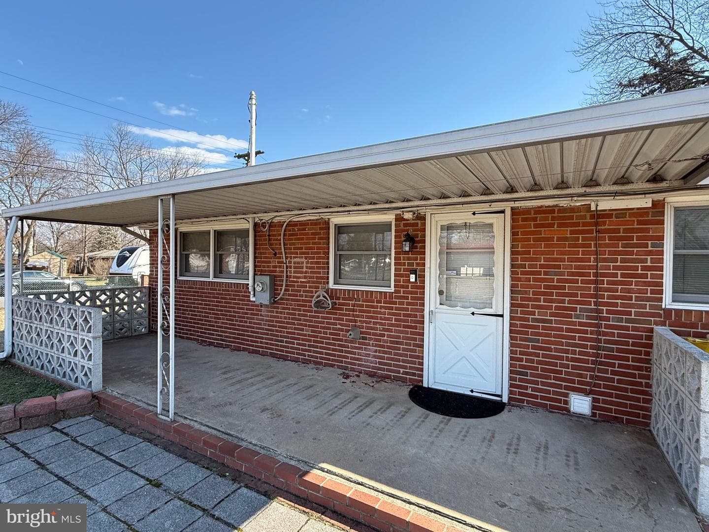 1208 Montgomery Drive photo 2