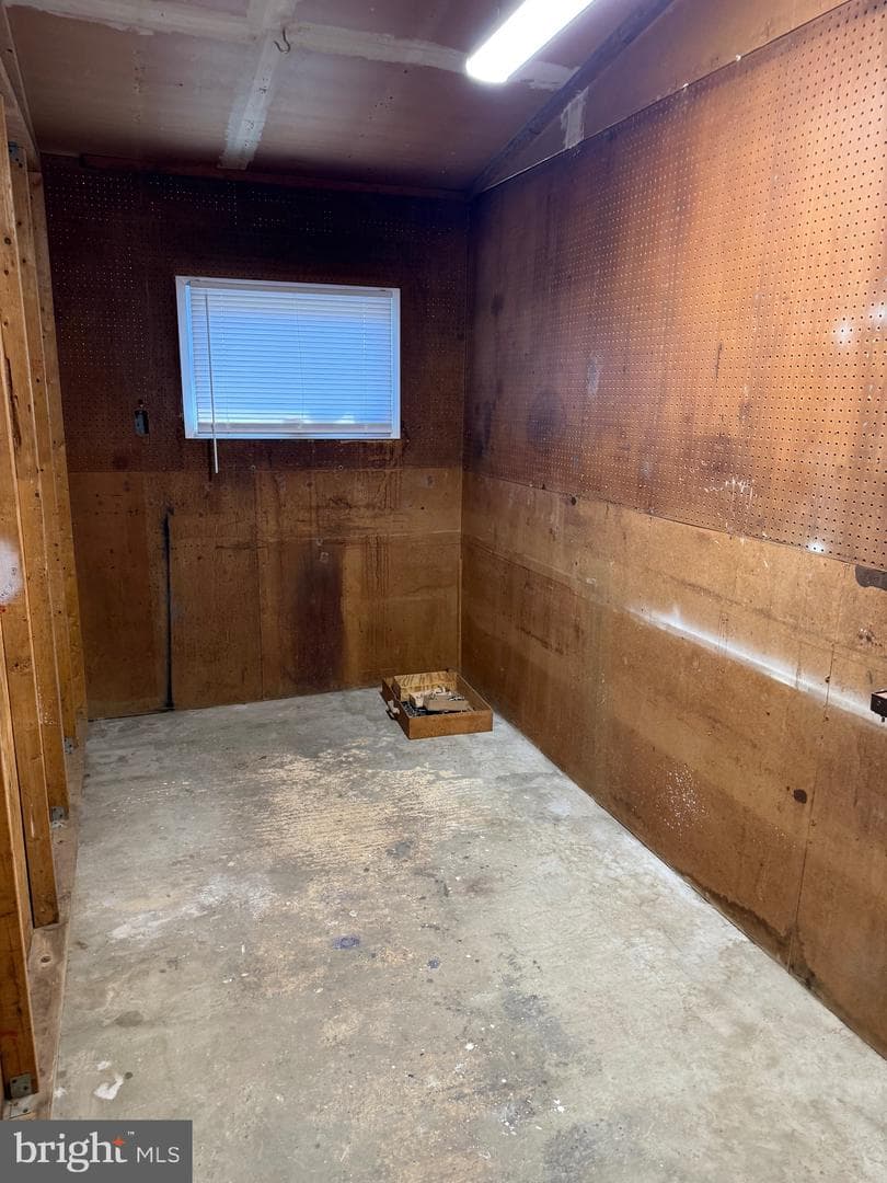 1208 Montgomery Drive photo 34