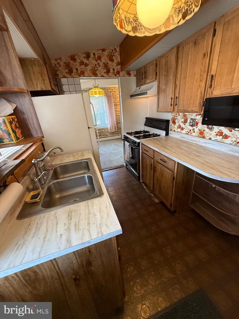 1208 Montgomery Drive photo 9