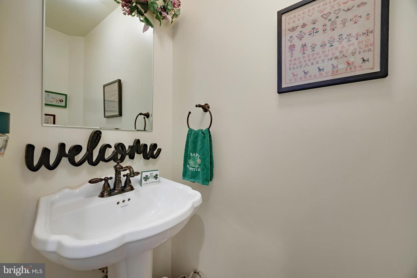 415 Metropolitan Boulevard photo 23