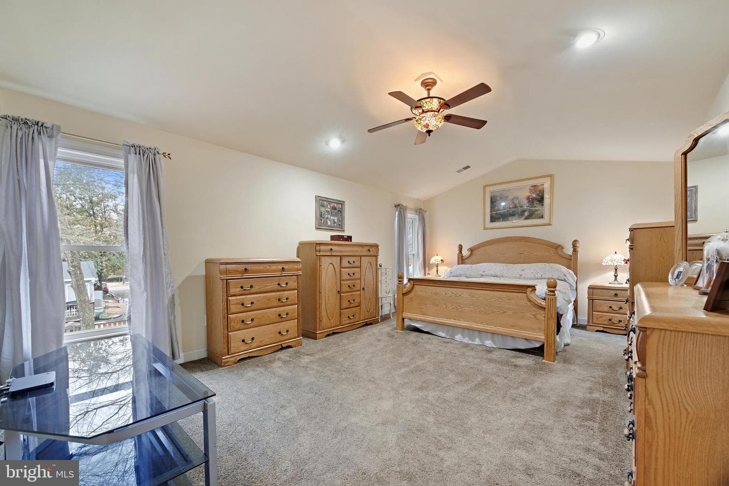 415 Metropolitan Boulevard photo 34